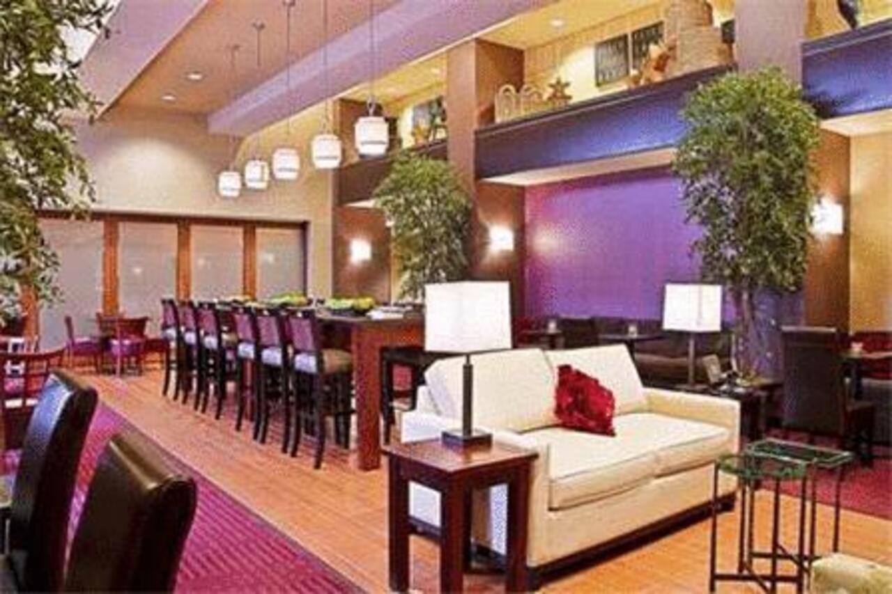 Hampton Inn & Suites Marshalltown Экстерьер фото