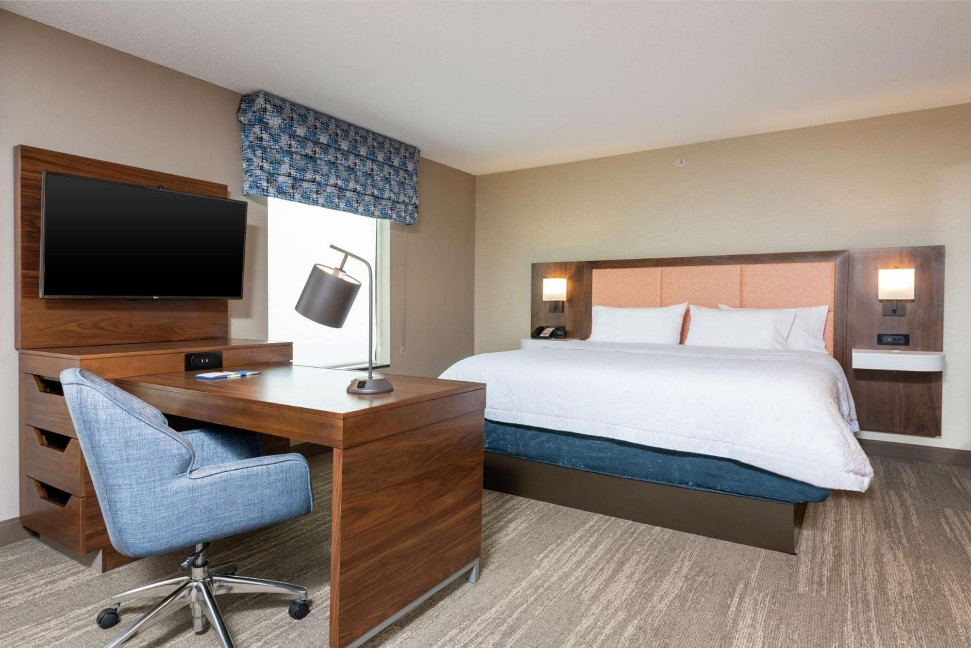 Hampton Inn & Suites Marshalltown Экстерьер фото