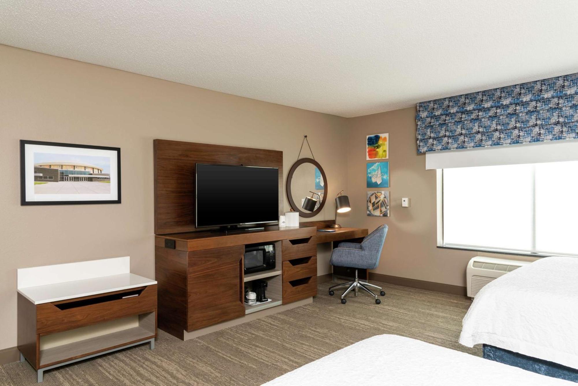 Hampton Inn & Suites Marshalltown Экстерьер фото